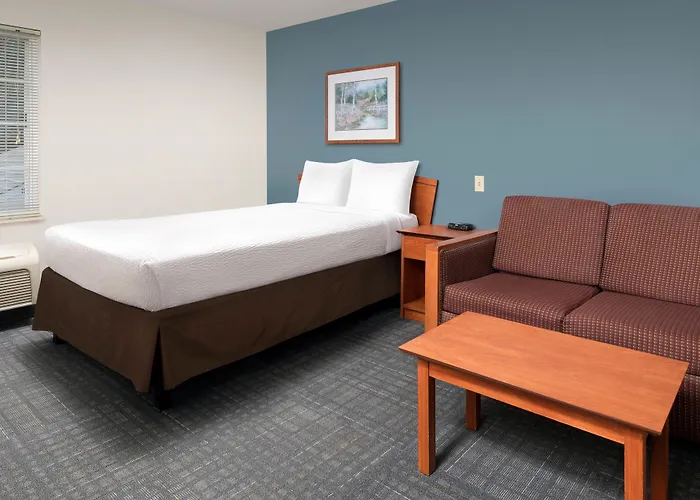 Extended America Select - - East Hotel